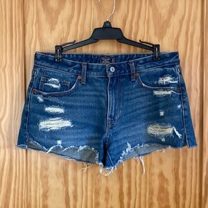 Abercrombie and Fitch distressed denim cut off shorts size 30/10